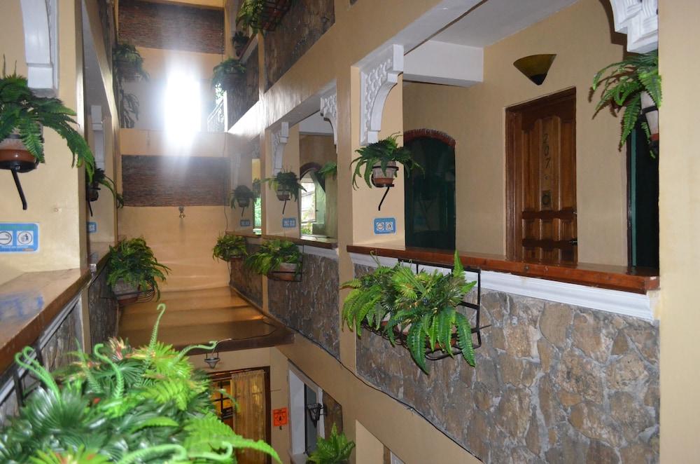 Saint Illian'S Inn Makati Μακάτι Εξωτερικό φωτογραφία