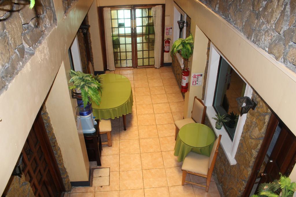 Saint Illian'S Inn Makati Μακάτι Εξωτερικό φωτογραφία