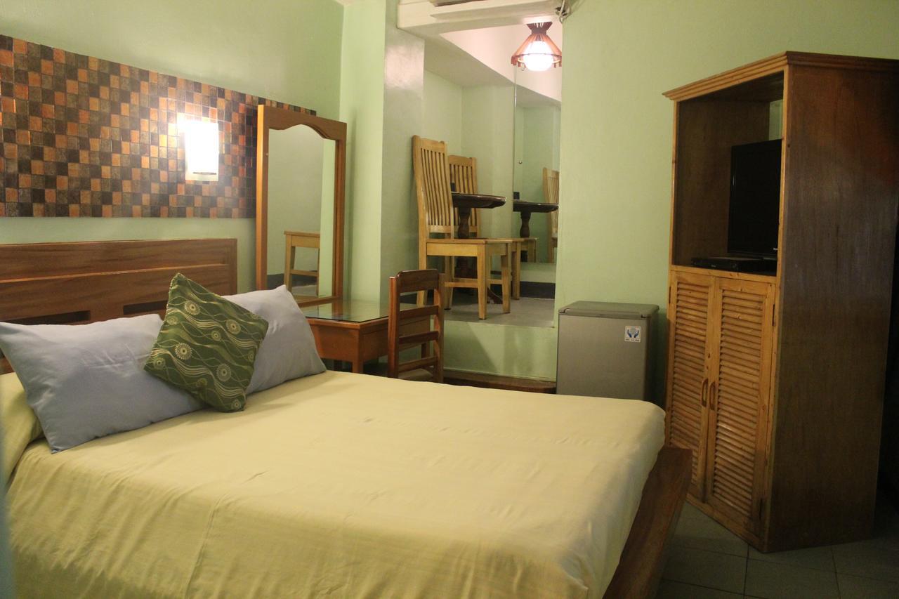 Saint Illian'S Inn Makati Μακάτι Εξωτερικό φωτογραφία
